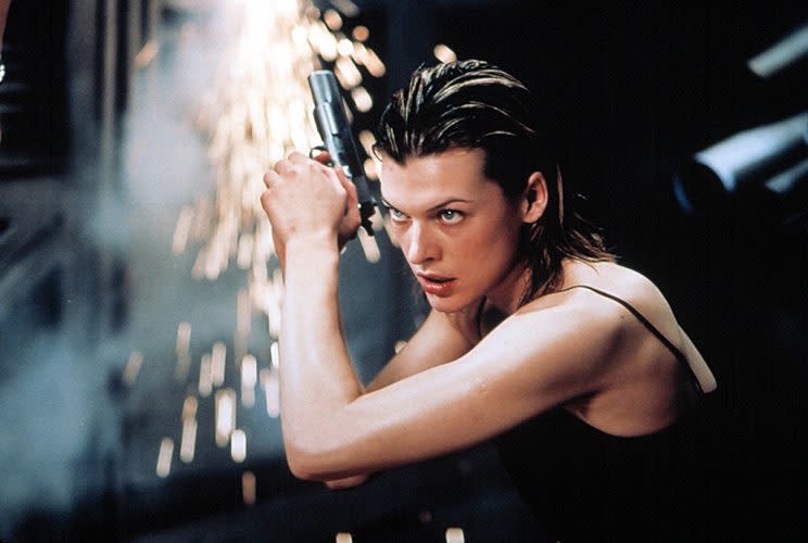 Milla Jovovich in <i>Resident Evil</i>. (Photo: Columbia/courtesy Everett Collection)