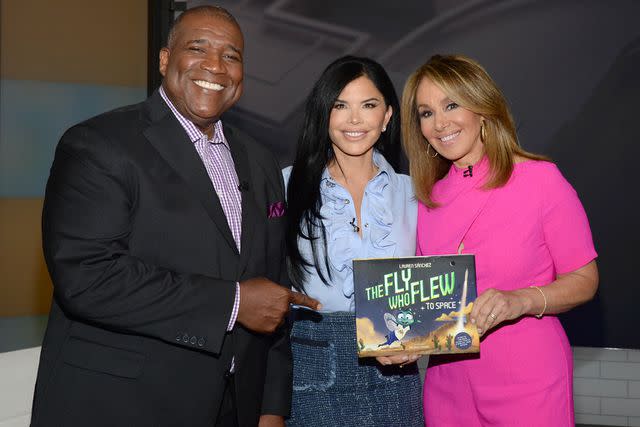 <p>Michael Simon/Getty</p> Curt Menefee, Lauren Sánchez and Rosanna Scotto