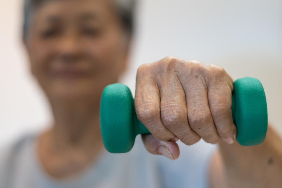 重訓能刺激肌肉，增加肌肉量。（圖／Getty Images）