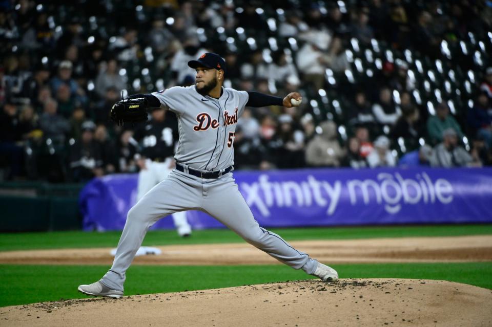 Detroit Tigers starting pitcher Eduardo Rodriguez (57) delivers against the Chicago White Sox during the first inning at Guaranteed Rate Field in Chicago on Friday, Sept. 23, 2022.