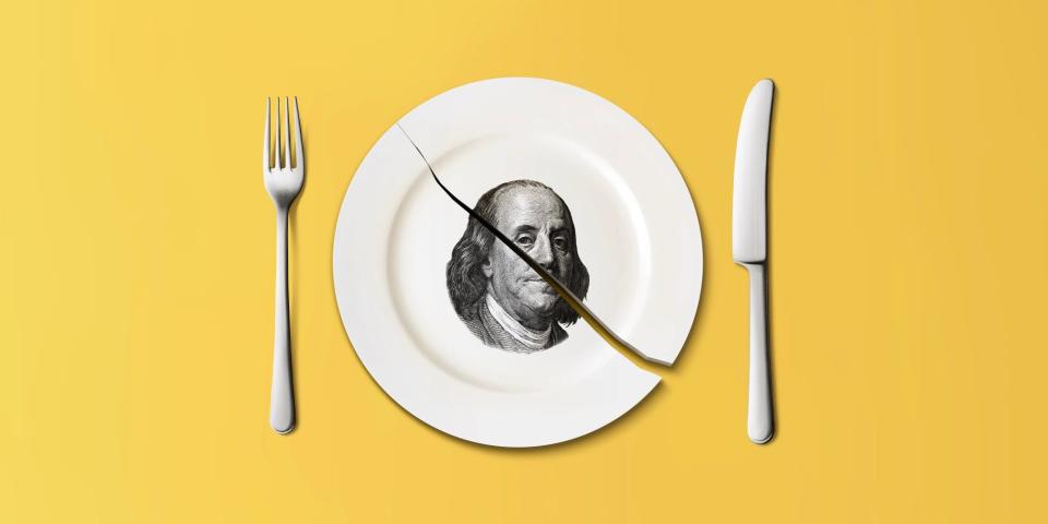 A graphic of a cracked plate with an image of Benjamin Franklin on it.