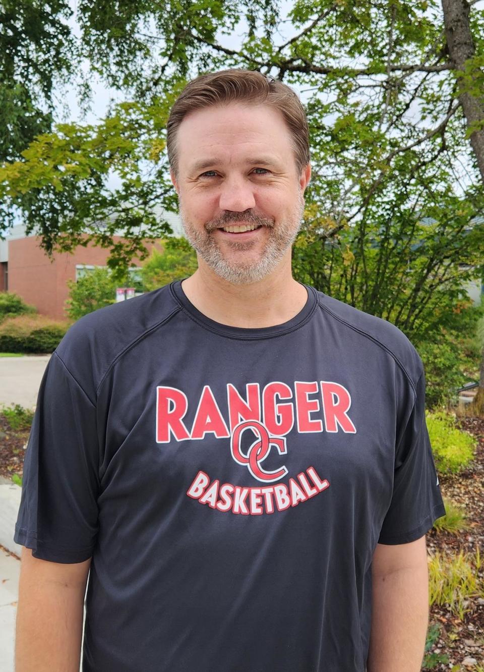 Paul Felker is the new men's basketball coach at Olympic College.