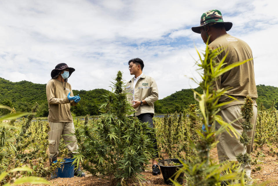 Thanisorn Boonsoong, CEO at Eastern Spectrum Group, speaks to staff at the farm in Ratchaburi.<span class="copyright">Cedric Arnold for TIME</span>