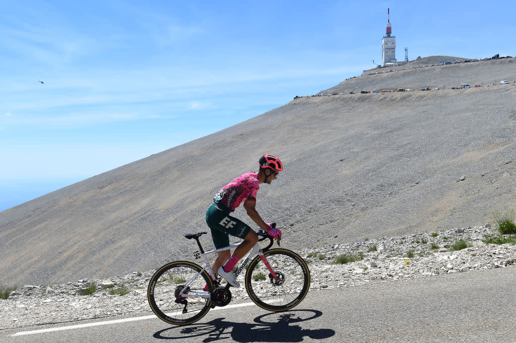  Ruben Guerreiro on his way to victory at the 2022 edition of the CIC Mont Ventoux 