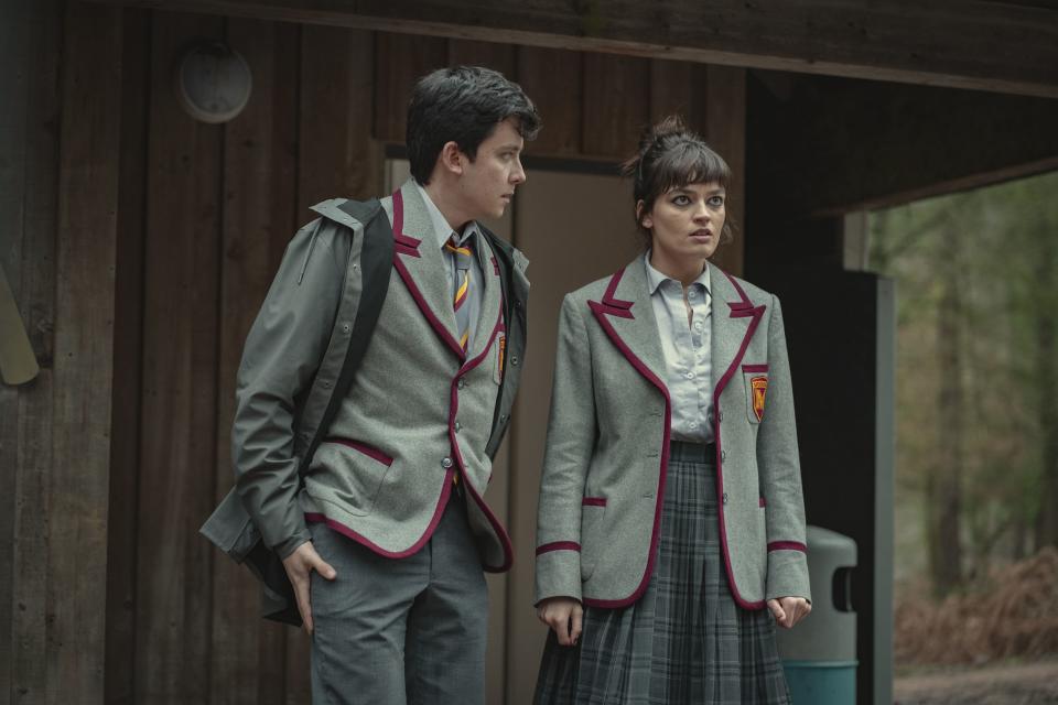 Sex Education Season 3. Asa Butterfield as Otis Milburn, Emma Mackey as Maeve Wiley in Episode 5 of Sex Education Season 3. Cr. Sam Taylor/NETFLIX © 2020