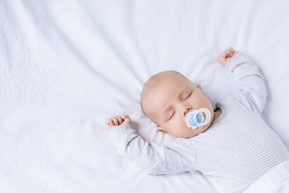 There are a few simple tricks parents can use to help keep their baby sleeping for longer. Photo: Getty