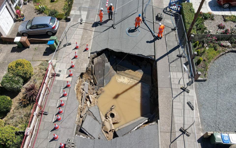 The sinkhole in Crayford - Steve Finn