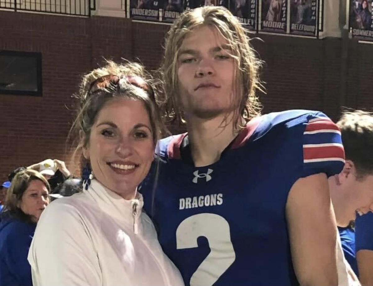 Elijah DeWitt with his mother Dawn  (Lauren DeWitt)