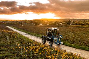 New Holland Straddle Tractor TE6 Range