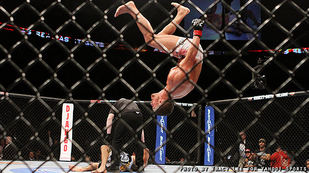 Daron Cruickshank celebrates after knocking out Henry Martinez at UFC on Fox 5. (Credit: Tracy Lee for Yahoo! Sports)