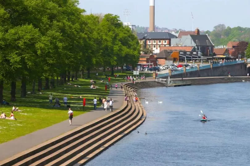 Pictured is a hot and sunny Victoria Embankment in Nottingham