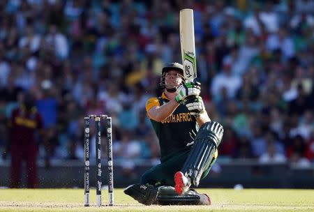 South Africa's AB de Villiers hits a boundary during the Cricket World Cup match against the West Indies at the Sydney Cricket Ground (SCG) February 27, 2015. REUTERS/Jason Reed