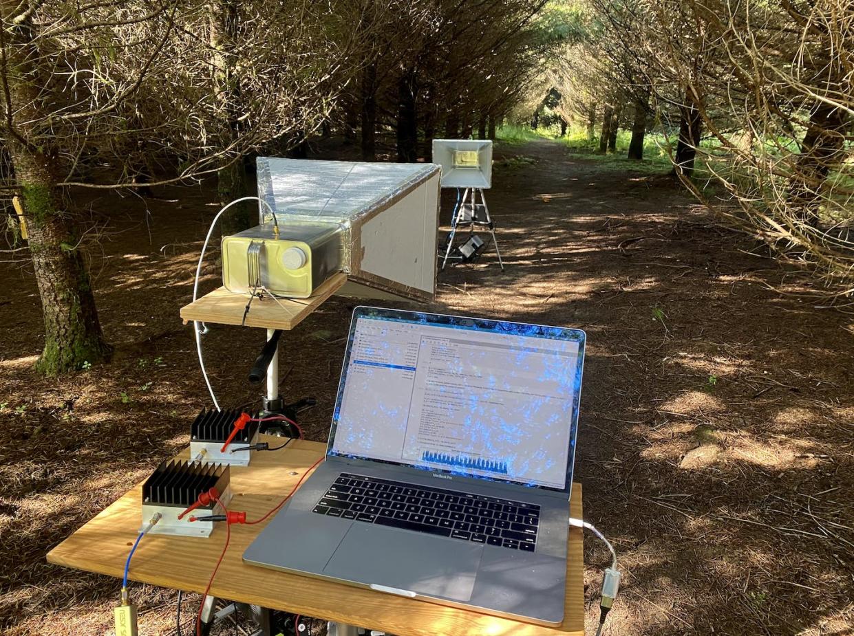 This experimental setup shows an ultra-low-power wireless communications device that could one day be used in tiny remote sensors. Zerina Kapetanovic, <a href="http://creativecommons.org/licenses/by-nd/4.0/" rel="nofollow noopener" target="_blank" data-ylk="slk:CC BY-ND;elm:context_link;itc:0;sec:content-canvas" class="link ">CC BY-ND</a>