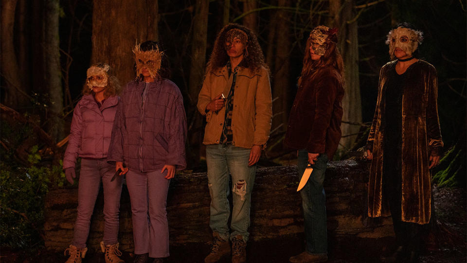 Christina Ricci as Misty, Juliette Lewis as Natalie, Tawny Cypress as Taissa, Lauren Ambrose as Van and Simone Kessell as Lottie in YELLOWJACKETS, Storytelling.