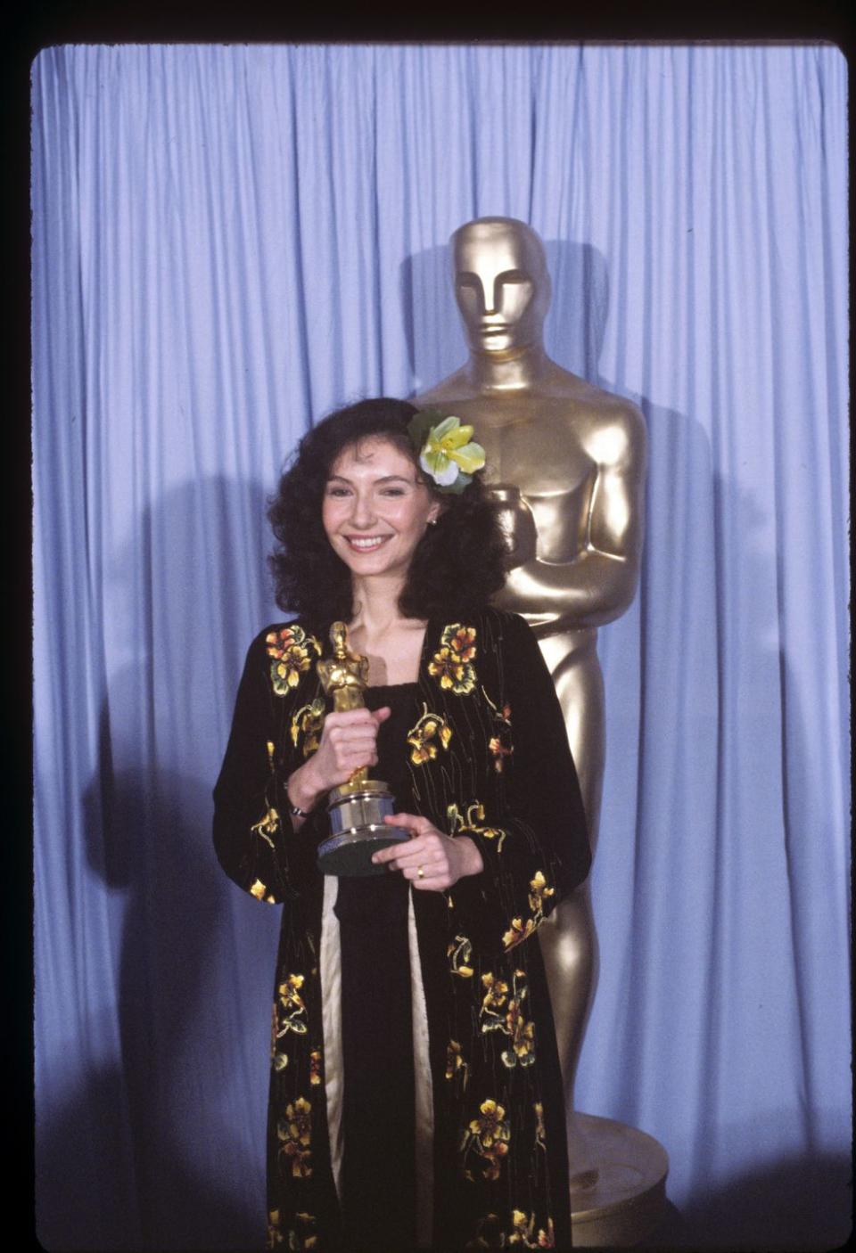 Mary Steenburgen at 28