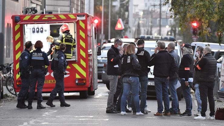 Der Vorfall ereignete sich nur wenige Tage nachdem ein vermutlicher Terrorist in Nizza drei Menschen mit einem Messer tödlich angegriffen hat. Foto: dpa