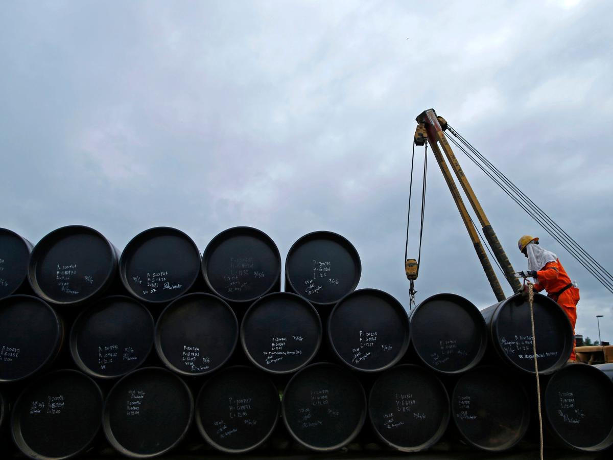 The biggest oil deficit since 2007 will hit in the 4th quarter as Saudi Arabia cuts supply