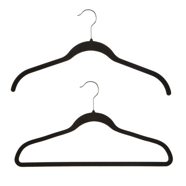 black huggable hangers