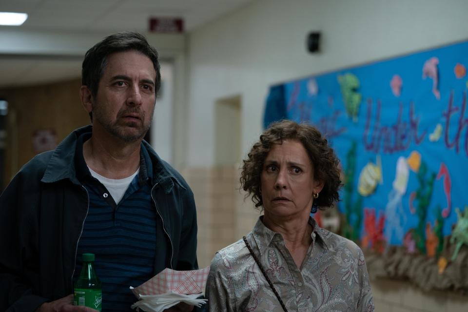 Leo (Ray Romano, left) and Angela (Laurie Metcalf) meet their son's new girlfriend in "Somewhere in Queens."