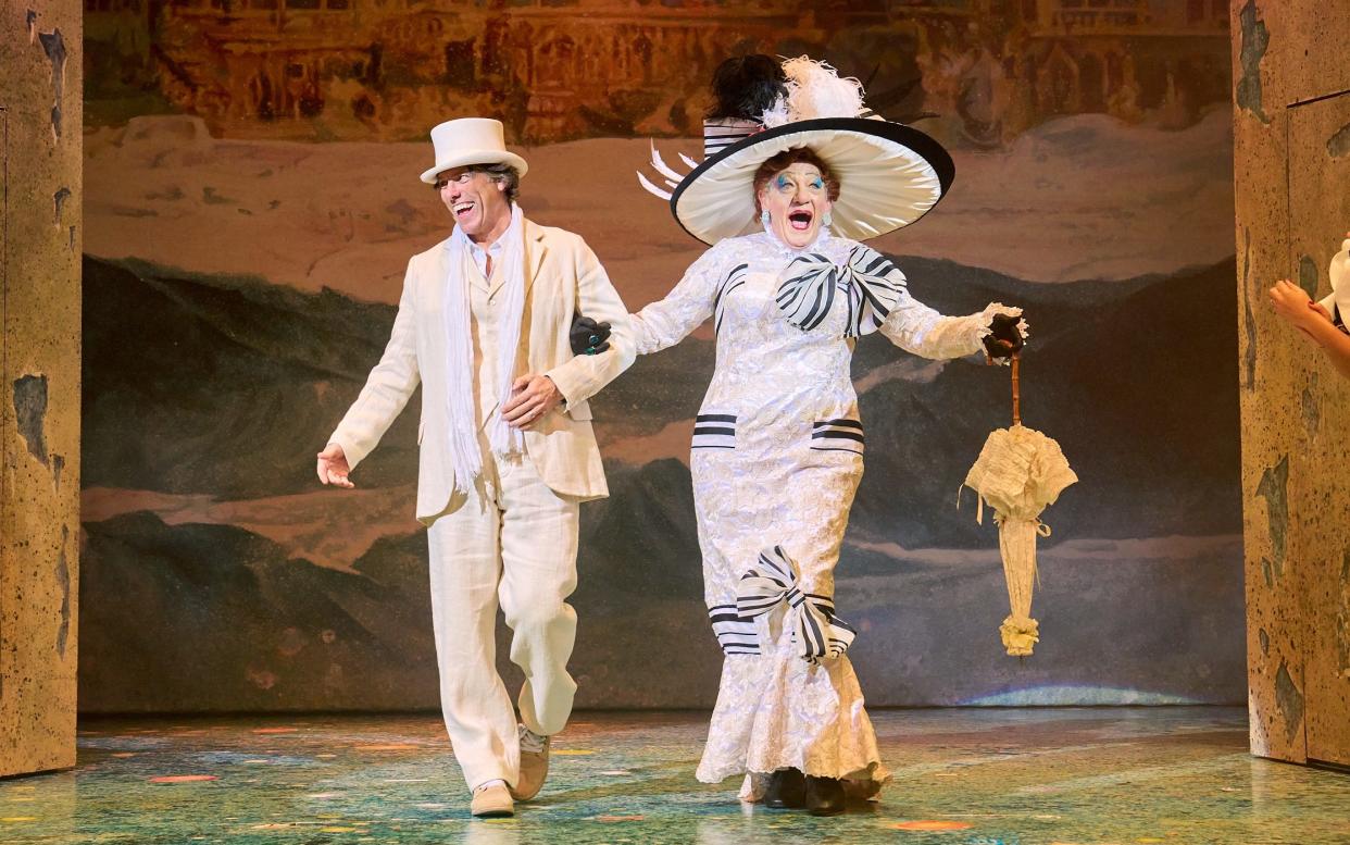 John Bishop and Ian McKellen in Mother Goose - Manuel Harlan