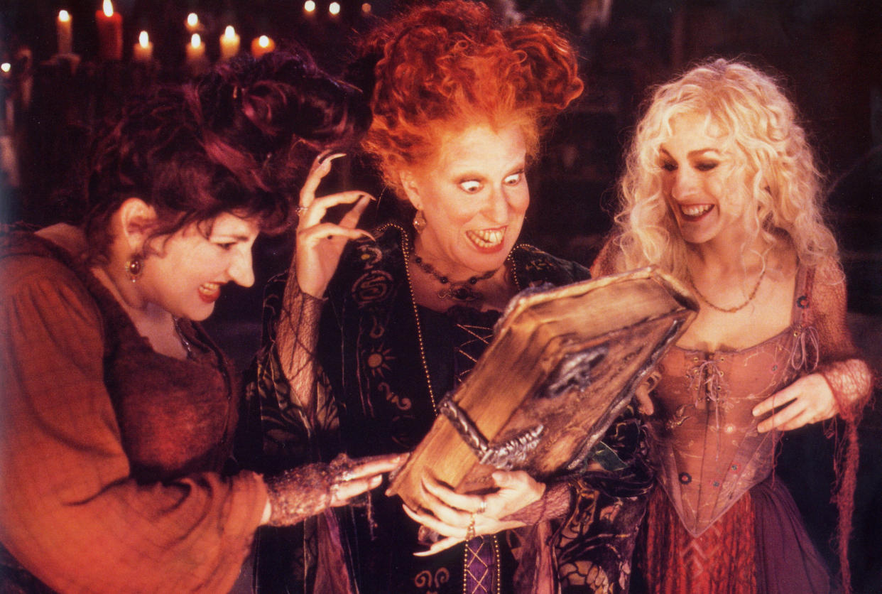 HOCUS POCUS 1993 Buena Vista/Walt Disney film with Bette Midler (Pictorial Press Ltd / Alamy Stoc / Walt Disney film)