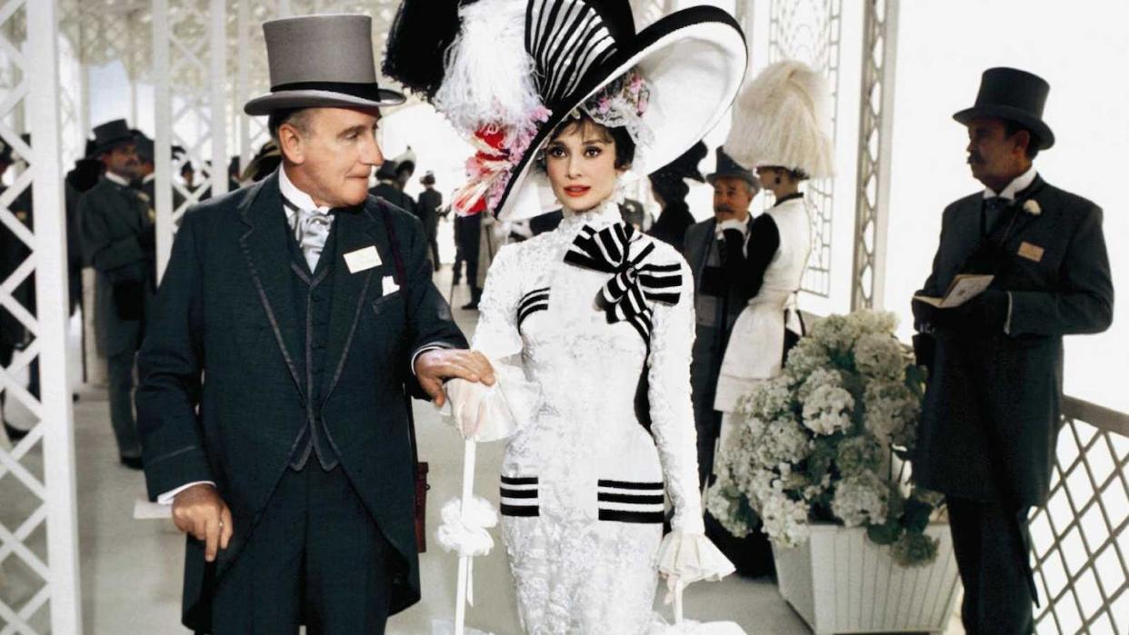 Fotograma de la película 'My Fair Lady'. <a href="https://www.rtve.es/television/20220620/cinco-curiosidades-pelicula-my-fair-lady/2099901.shtml" rel="nofollow noopener" target="_blank" data-ylk="slk:Warner Bros. / RTVE;elm:context_link;itc:0;sec:content-canvas" class="link ">Warner Bros. / RTVE</a>