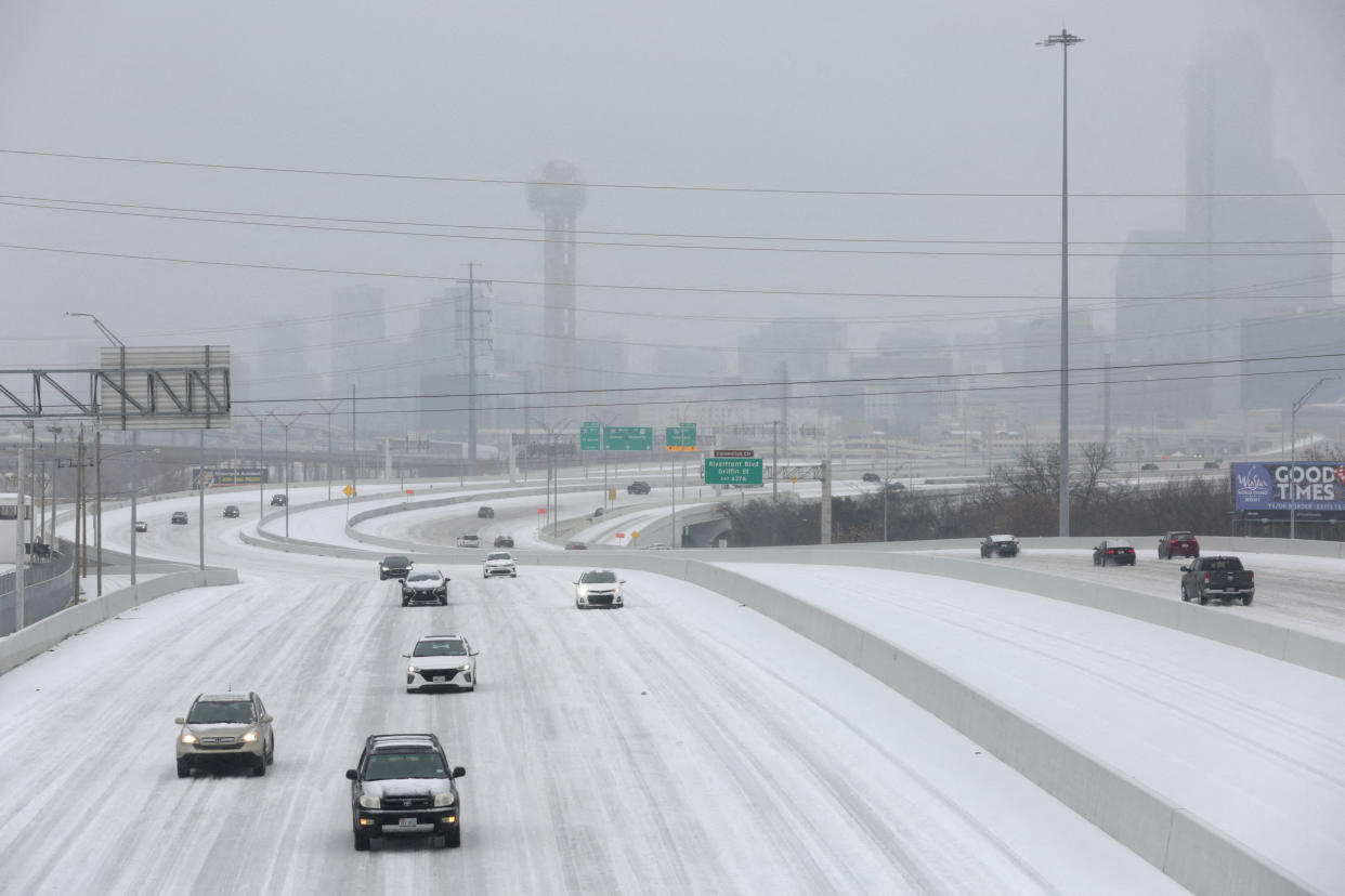 Weather issues in Dallas caused major headaches for several NBA teams that need to enter or leave the city via plane.