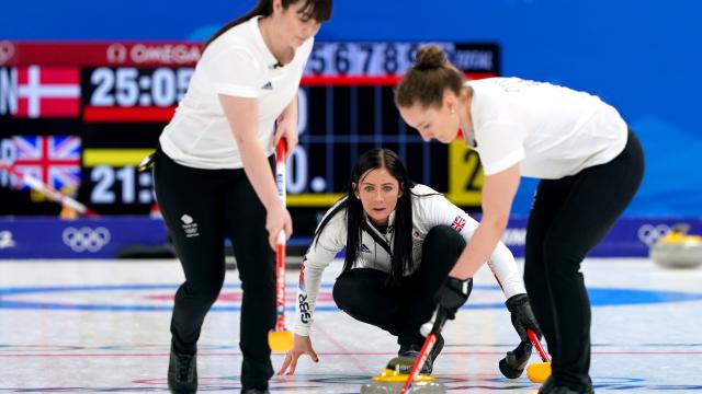 Amazing': Two Maritimers celebrate world women's junior curling