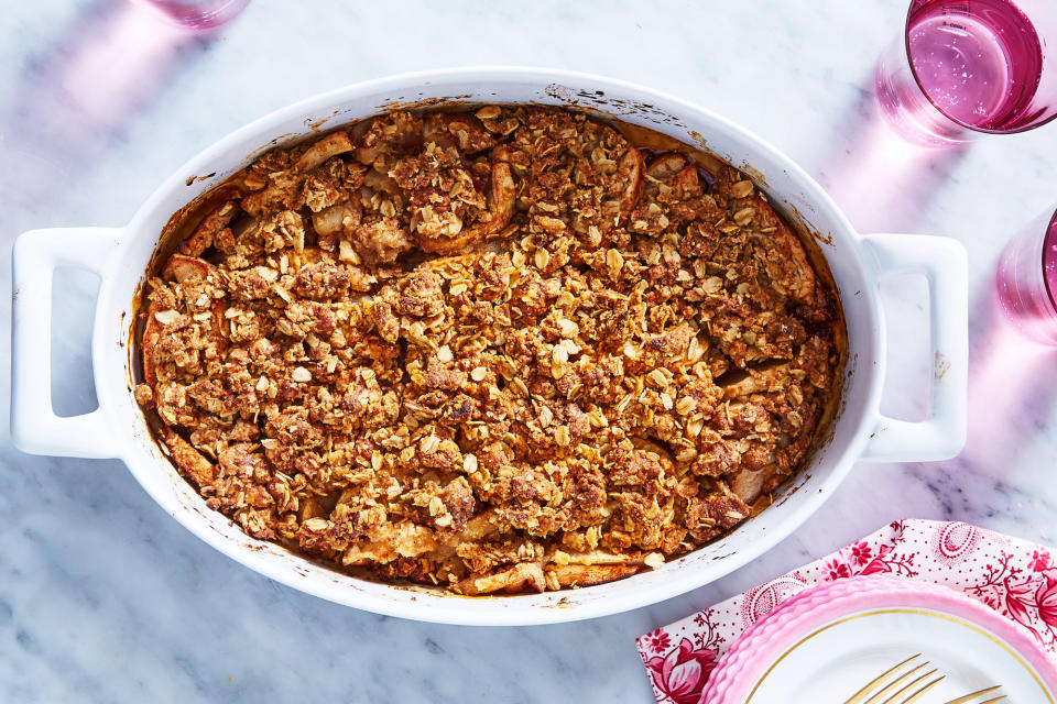 Spiced Apple Oat Crisp