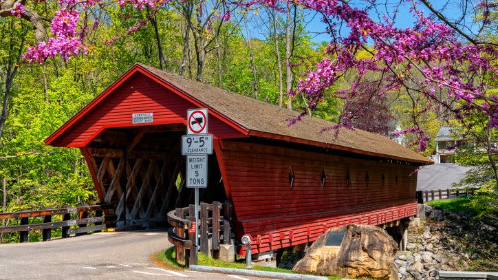 covered bridges newfield covered bridge