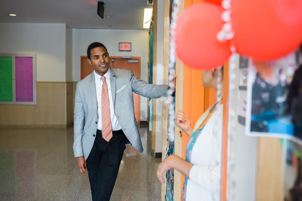 Richie Torres, miembro del Concejo Municipal de Nueva York, es uno de los candidatos principales en una contienda de 12 personas por un puesto en el Congreso. (Gabriela Bhaskar/The New York Times)