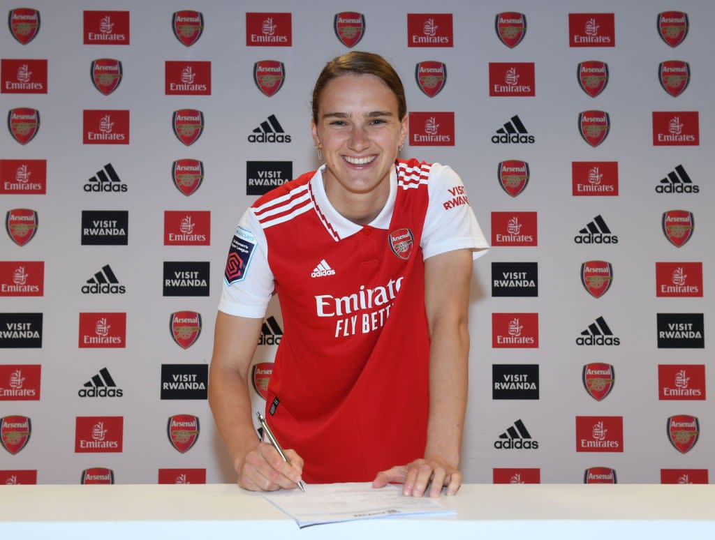 Vivianne Miedema has reportedly agreed a one-year extension   (Arsenal FC via Getty Images)