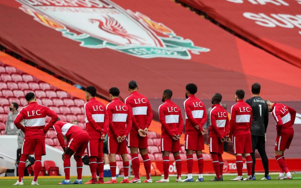 The Liverpool players line up - GETTY IMAGES