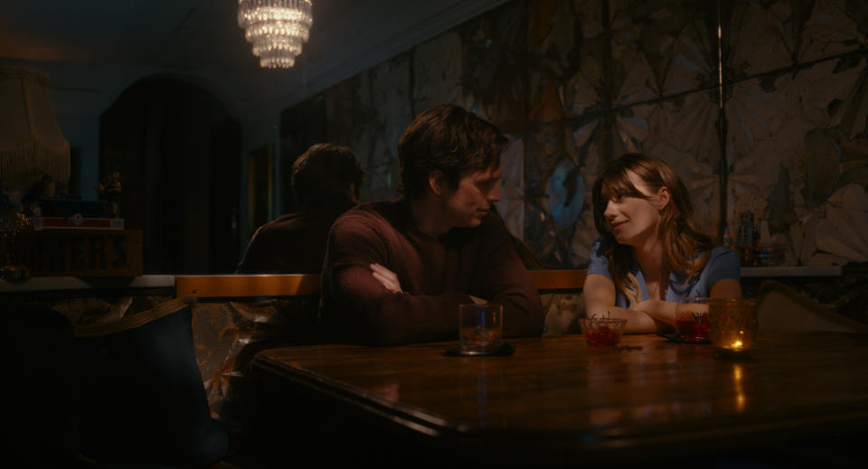 Daisy Edgar-Jones and Sebastian Stan in the film Fresh (Searchlight PicturesDisney+)