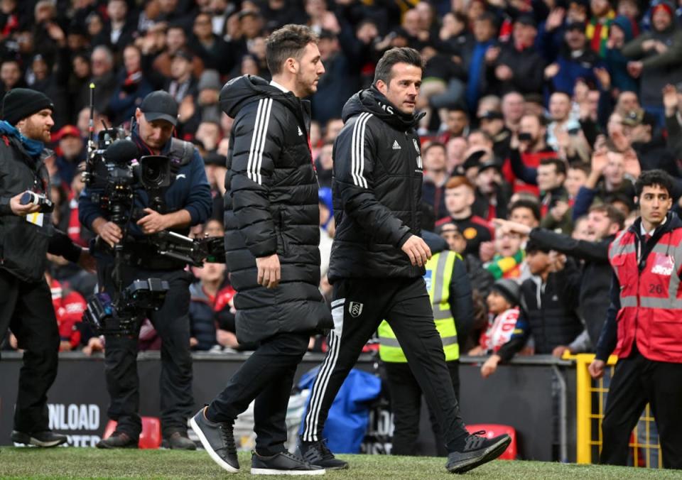 Marco Silva leaves the pitch after his red card (Getty)