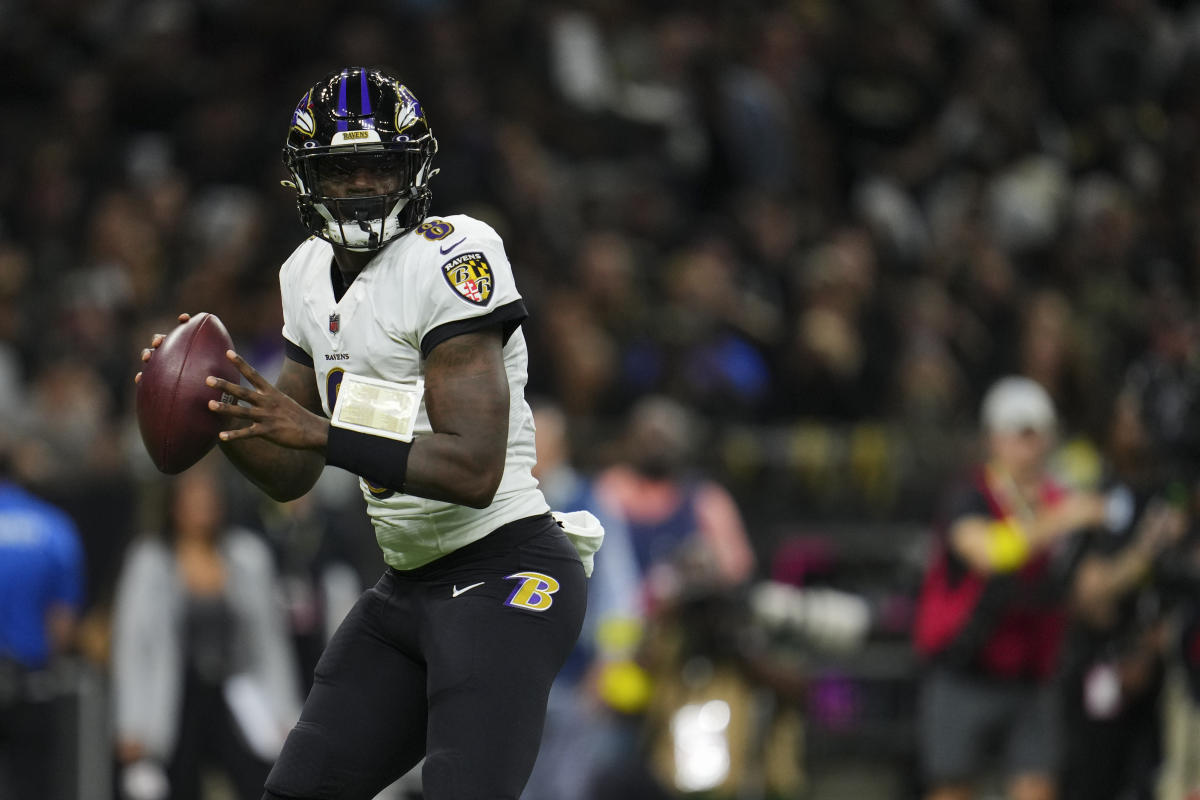 NFL reschedules Ravens-Steelers game amid COVID-19 fears after Lamar  Jackson tests positive (UPDATE) 