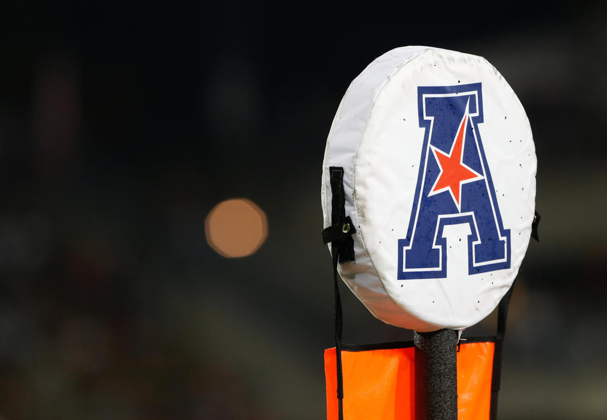 Report: AAC attempting to take all eight remaining Big 12 members