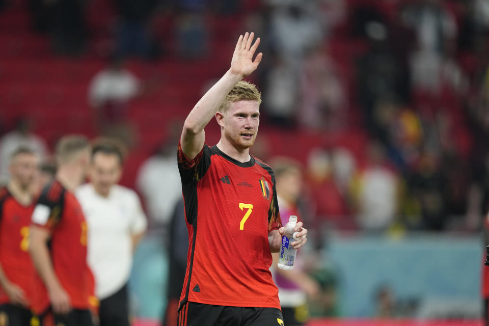 Belgium's Kevin De Bruyne waves fans at the end of the World Cup group F soccer match between Belgium and Canada, at the Ahmad Bin Ali Stadium in Doha, Qatar, Wednesday, Nov. 23, 2022. Belgium won 1-0. (AP Photo/Martin Meissner)