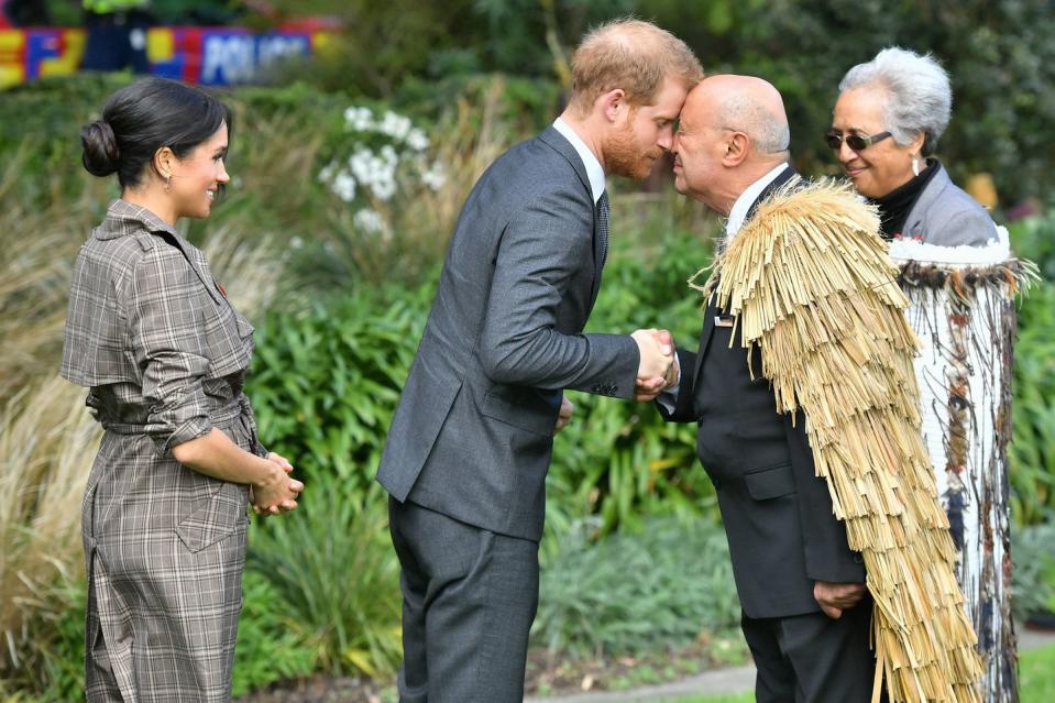 Harry also performed Hongi as a greeting.