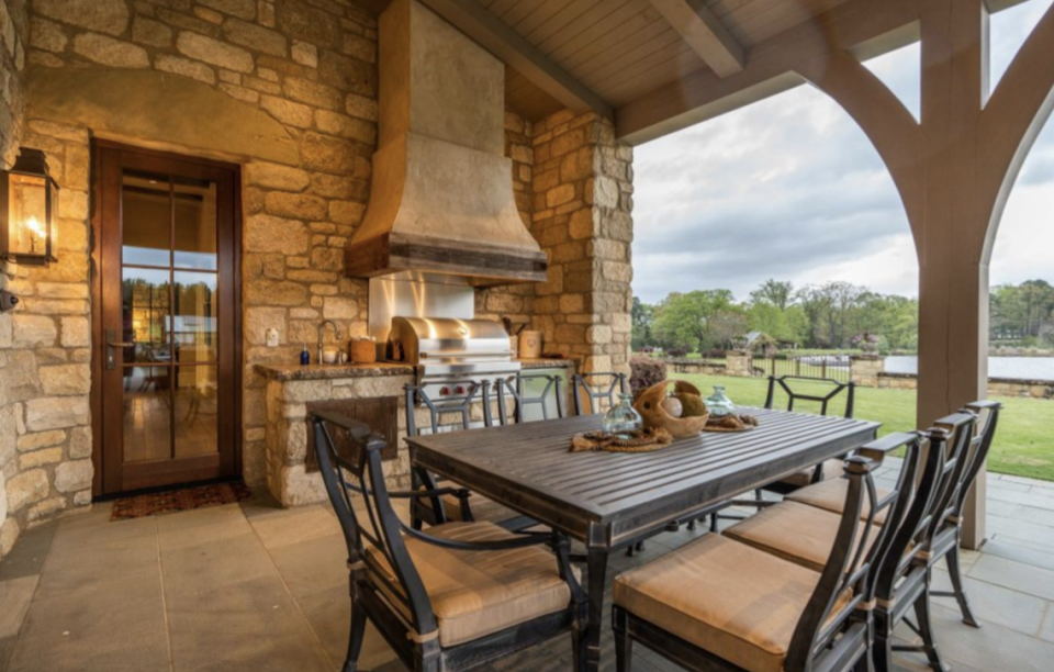 The house has 5,000 swuare feet of outdoor patios and porches.