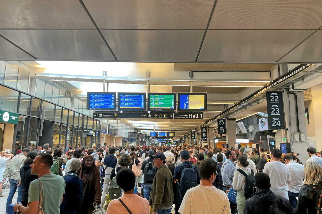 Des retards importants sont annoncés en gare de Paris-Montparnasse en raison d'une panne vendredi 28 juillet.  - Credit:APV