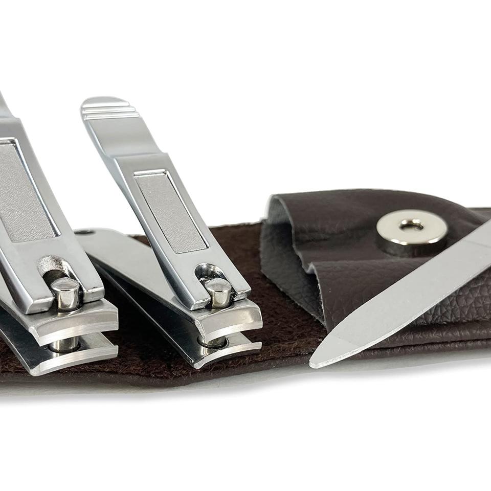 Zizzili Basics 3-Piece Travel Manicure Set; men's manicure set, manicure set for men