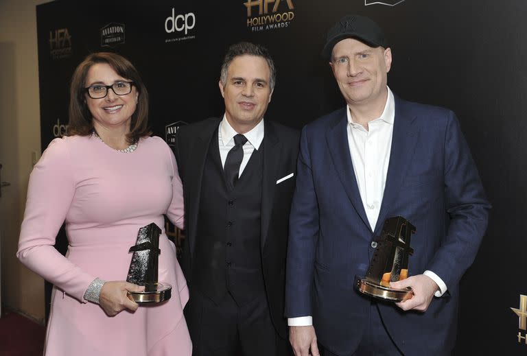 Junto a Mark Ruffalo y a Kevin Feige en 2009, durante la entrega de los Hollywood Film Awards 