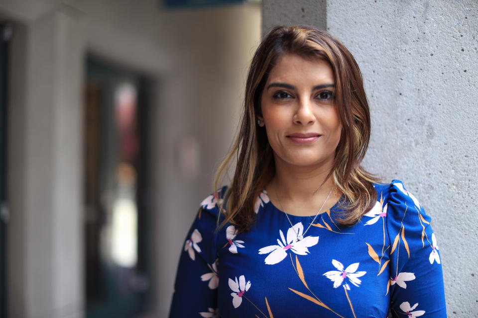 Priyanka Sharma en San Francisco, el 2 de marzo de 2021. Sharma y varios trabajadores del sector tecnológico en Inclusive Naming Initiative elaboraron una guía de evaluación para sugerir palabras alternativas. (Jim Wilson/The New York Times)