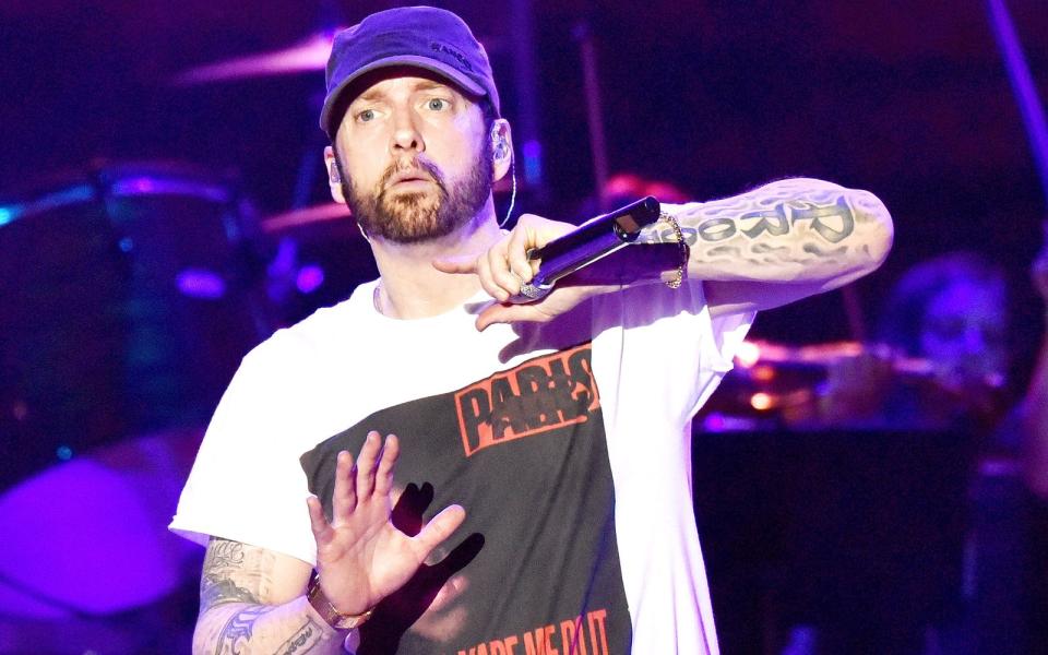 <p>HipHop-Größe Eminem ist längst Musik-Millionär. Auch der biografische Film "8 Mile" war ein Kassenerfolg. Doch zeigte das oscargekrönte Drama auch, wie schwer die Kindheit und Jugend des Stars war ... (Bild: C Flanigan/WireImage/Getty Images)</p> 