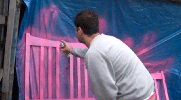 Four post bed is spray painted pink. Photo: YouTube