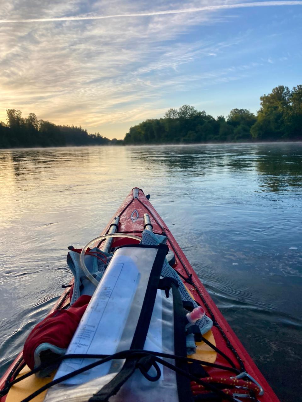 The Willamette Water Trail from Eugene to the mouth of the Molalla River features nature, campsites and solitude.