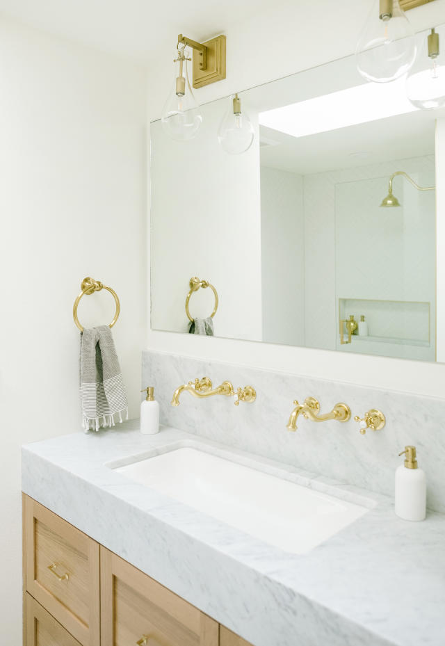 Bathroom Vanity Ideas: Décor Tips