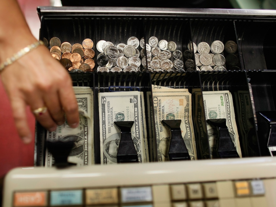 cashier cash register