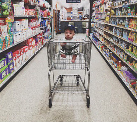 <div class="caption-credit"> Photo by: Becka Robinson</div><b>Go Grocery Shopping <br></b> This isn't a super fun one, unless you're dorks like us and you like shopping for food, but it is a nice way to give mom some time alone at home while you also take an errand off her hands.